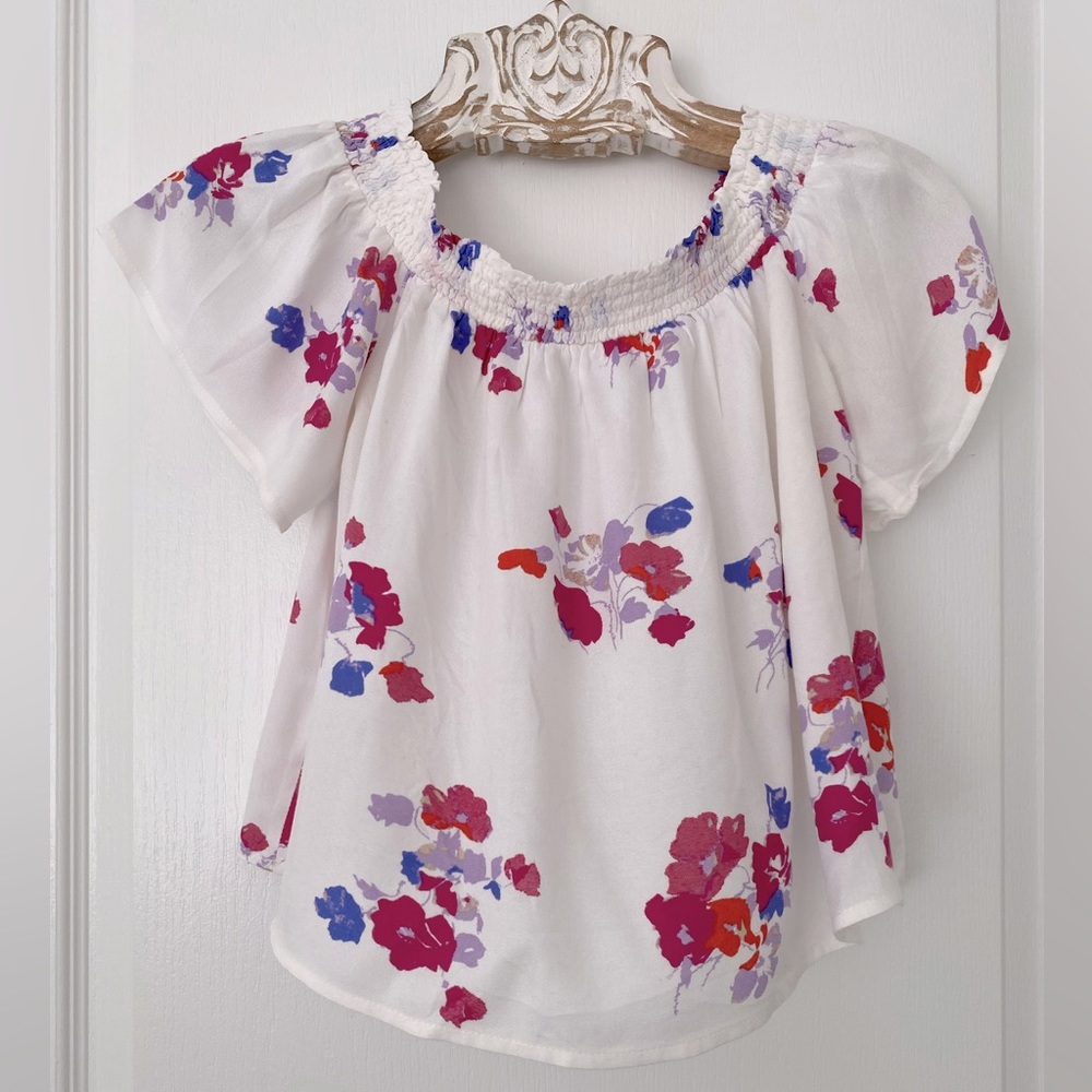 MinkPink white floral off shoulder top, size M